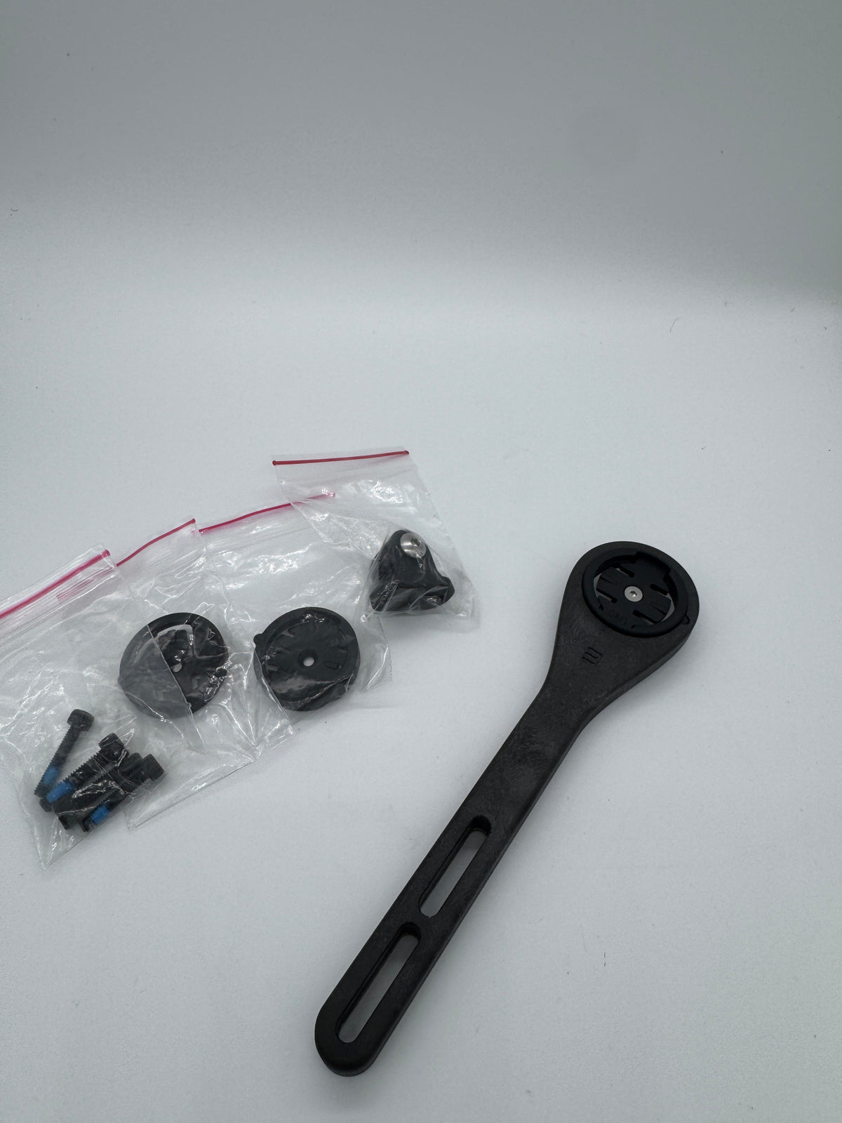 Support compteur BLKTEC pour cockpit Lapierre BLKTEC