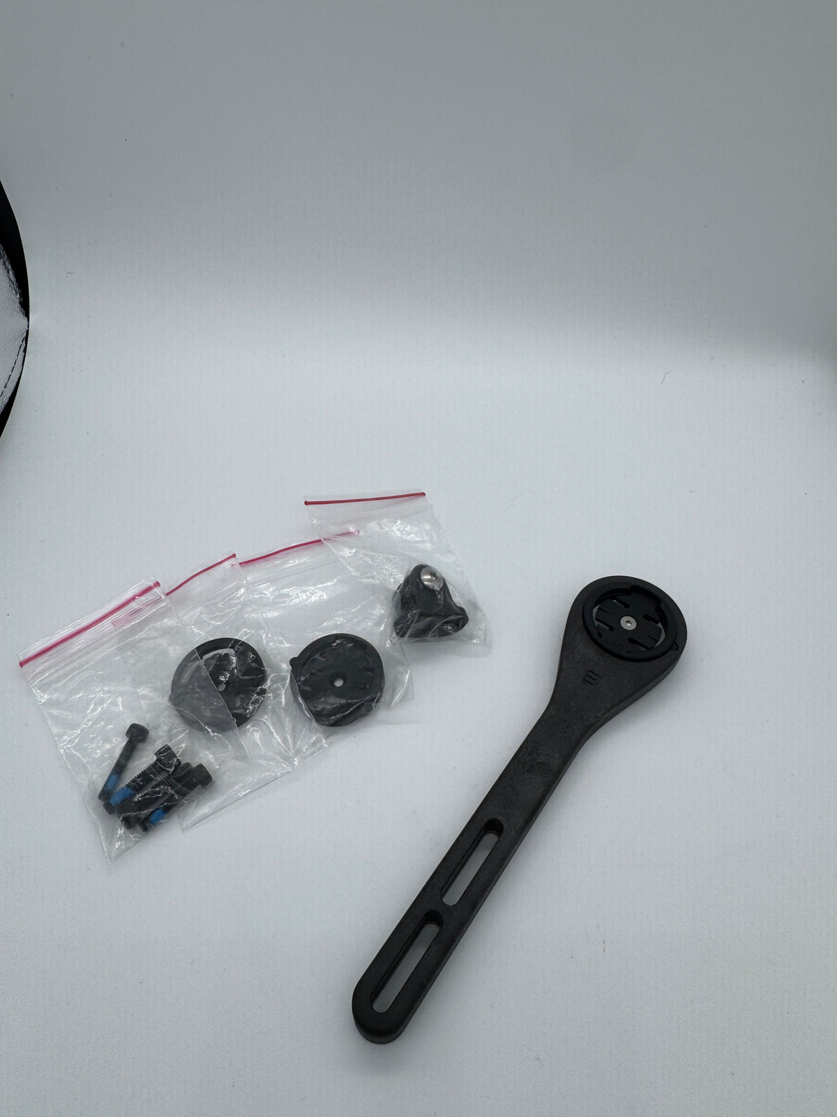 Support compteur BLKTEC pour cockpit Lapierre BLKTEC